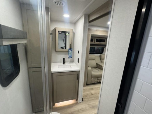 a061b6c2-9758-4e12-a5ba-c83ffb3f32cc_-_1k_jpeg